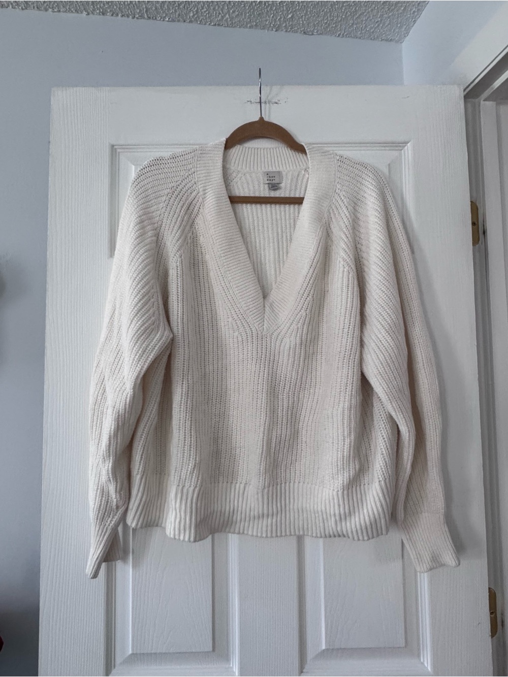 a new day Cream V-Neck Ribbed Pullover Sweater
